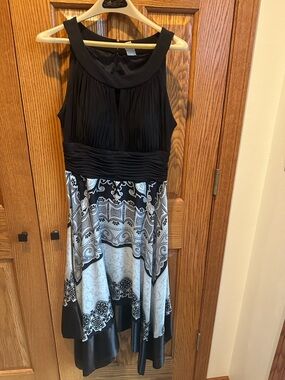 Sangria Sz 14 Halter Handkerchief Dress Black & White Cocktail Party Attire